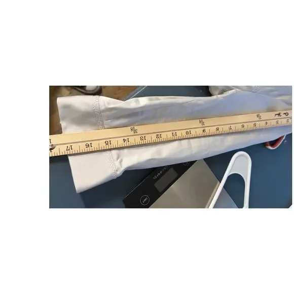 White House Black Market grey women's crop blacker jacket size 6 embelished - Picture 9 of 10